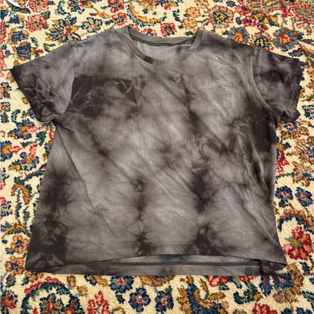 Lululemon Tie-Dye Short Sleeve Tee